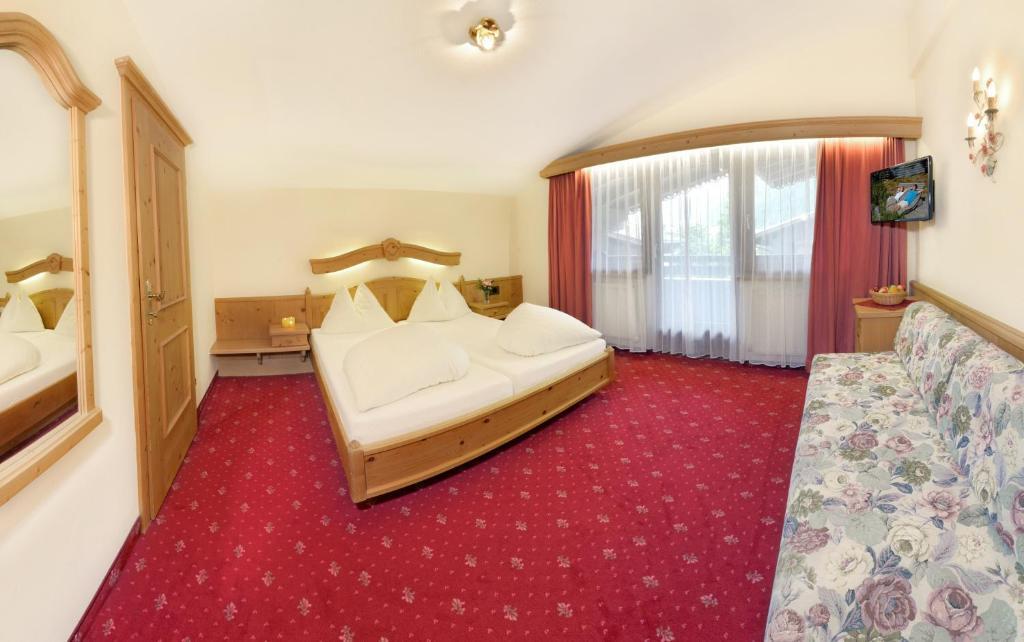 Hotel Rose Mayrhofen Room photo